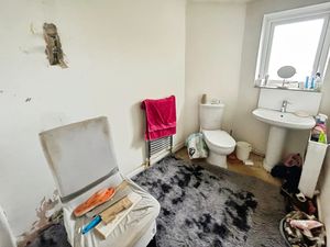 En Suite- click for photo gallery
